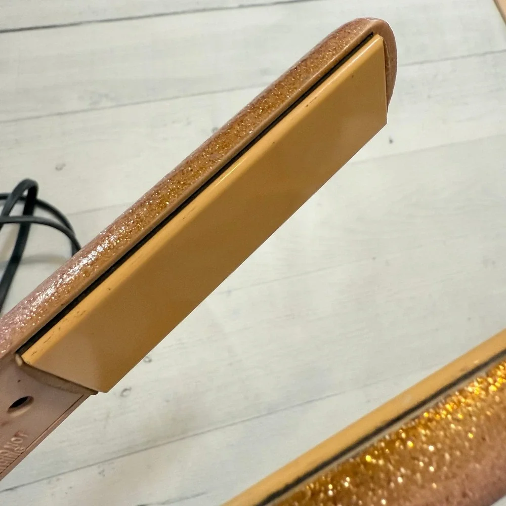 Chi Ceramic Flat Iron‎ Glitter pink